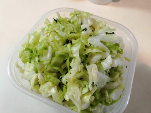 安っｗ【1食8円】キャベツと大葉のさっぱり塩もみレシピ