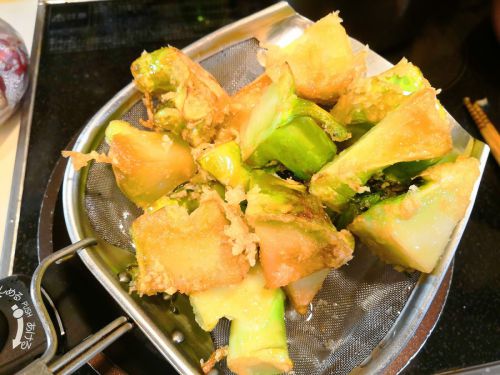 【1食25円】ブロッコリー茎の唐揚げの簡単レシピ