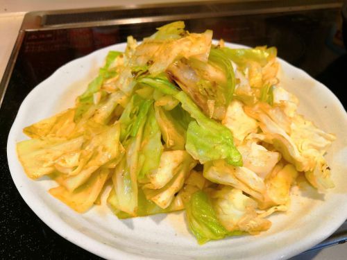 【1食13円】キャベツのカレー粉炒めの簡単レシピ