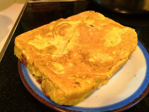 激安【1食21円】卵焼き器deオムレツトーストの簡単レシピ