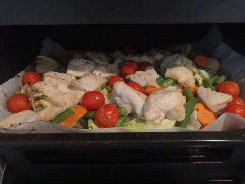 【1食128円】鶏胸肉と野菜の液状塩こうじ焼きのヘルシーレシピ