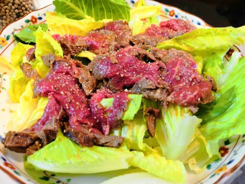 【1食171円】ウルグアイ牛肉パワーサラダの簡単レシピ
