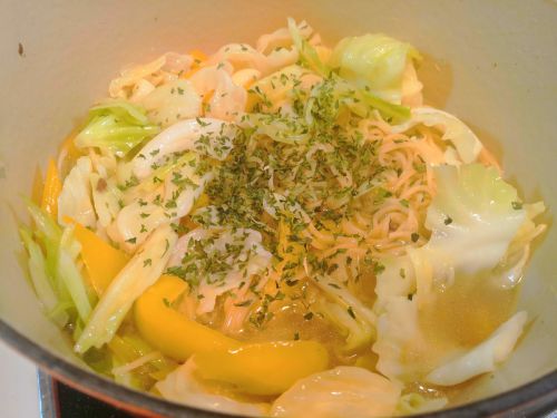 【1食87円】アンチョビキャベツスープ冷凍水漬けパスタの時短レシピ