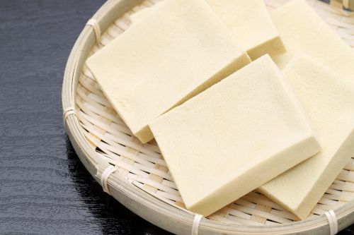 高タンパク低糖質の高野豆腐！大豆のダイエット効果もチェック