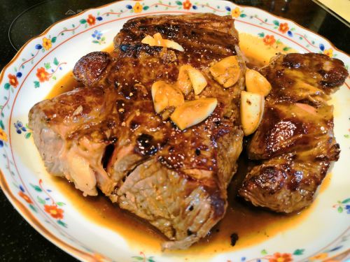 869g【1食275円】牛肩ロースステーキのグラスフェッドバター醤油味の自炊レシピ