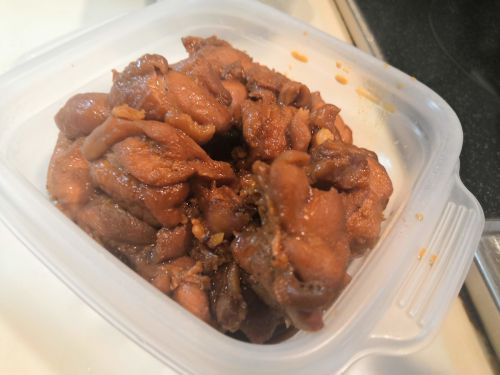 【1食73円】鶏もも肉の焼鳥のタレ煮込みの自炊レシピ