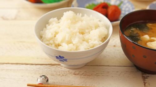 お米を食べて綺麗に痩せるダイエットとは？味噌汁の嬉しい効果も