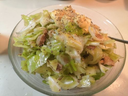 【1食24円】キャベツとツナのMCTオイルサラダの自炊レシピ