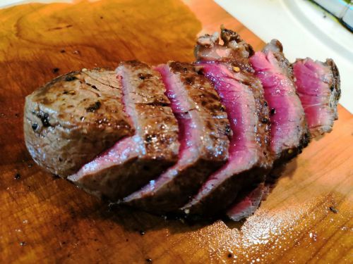 【1食328円】ウルグアイ牛ヒレ肉deグラスフェッドビーフステーキの簡単レシピ
