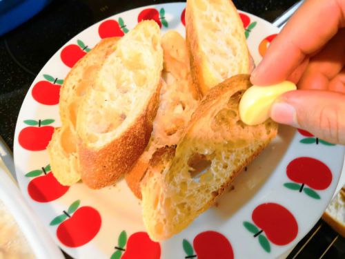 【1食48円】ノンオイルガーリックトーストの簡単レシピ