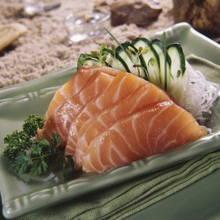 太る人はカツ丼大盛りの早食いがモットーだが、太らない人は魚定食をゆっくり7分目まで食べるのがモットーだ。