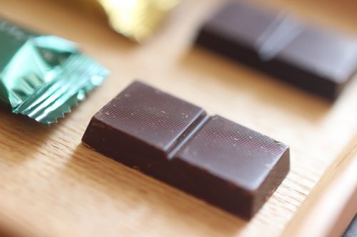 明治『チョコレート効果 アソート』高カカオで低糖質なチョコレート。26枚入ってます。