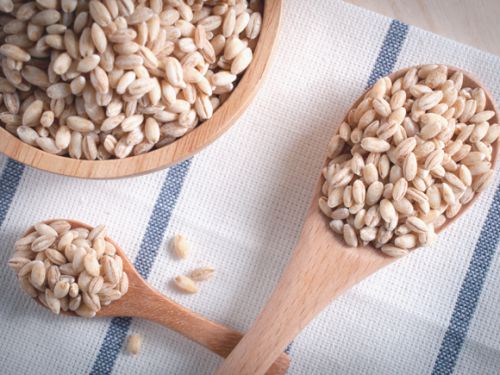 大麦ダイエットの効果とやり方、食物繊維は白米の約20倍！