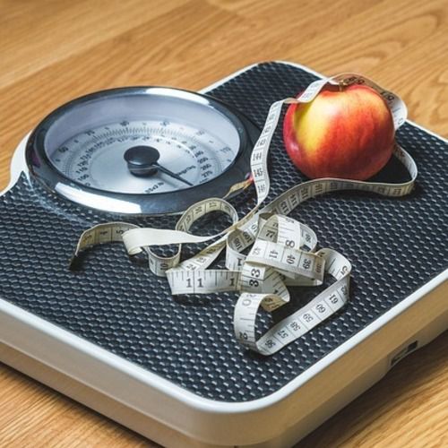 1ヶ月で10キロ痩せる方法は中学生にある？効果的な食事・運動は？