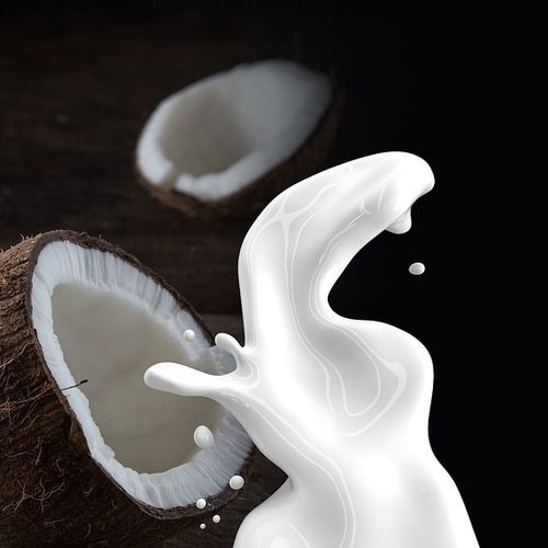 ココナッツミルクを使ったスムージーの効果は？作り方や特徴まとめ