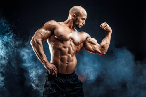腕の筋肉を鍛える筋トレ方法に9つのトレーニングTIPSを！