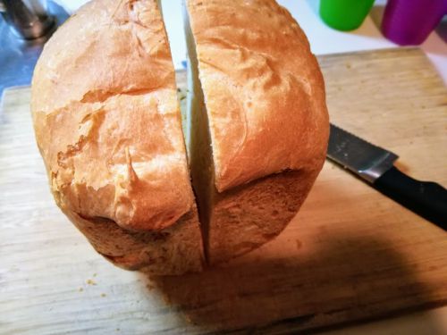 なぜ食パン20枚切りで冷凍保存すると食費と体重が下がったのか？