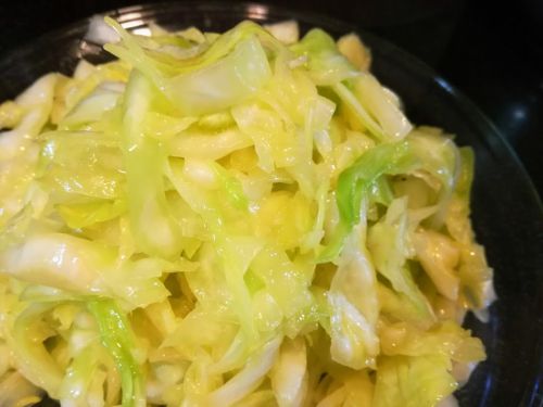 脂肪燃焼サラダ【1食27円】ブレインオクタンオイル入りコールスローの作り方